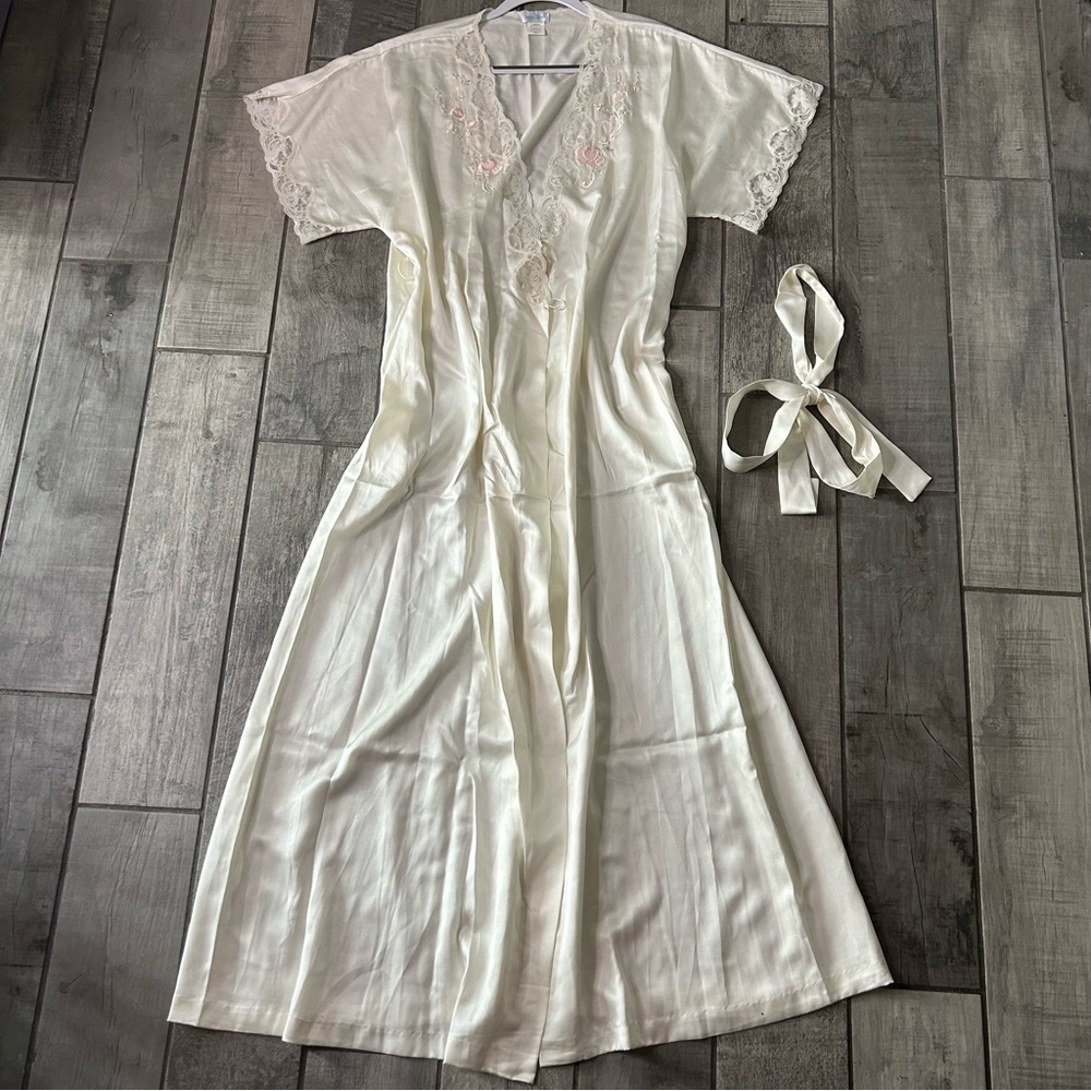 Vintage Sara Beth bridal embroidered pearl white lace robe large women’s - Picture 2 of 6